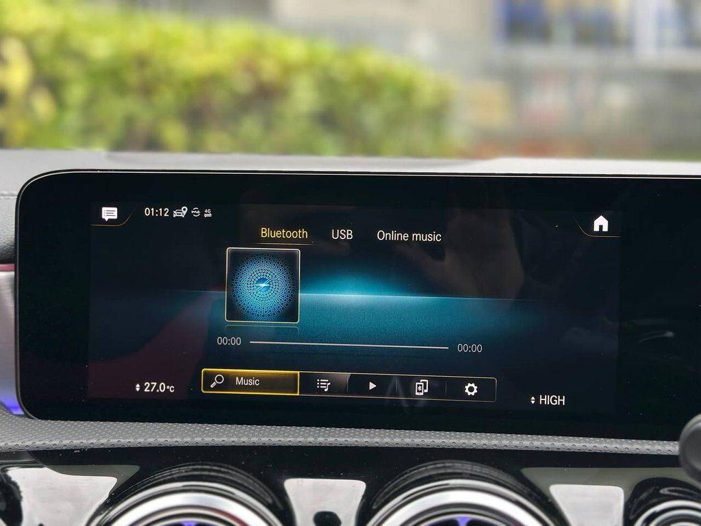 Mercedes-Benz Cla view 54