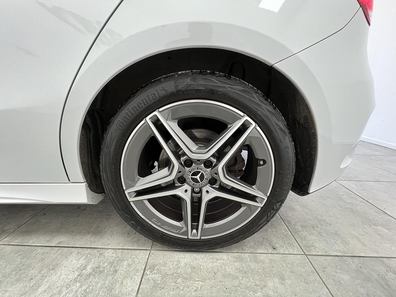 Mercedes-Benz A-Class view 21