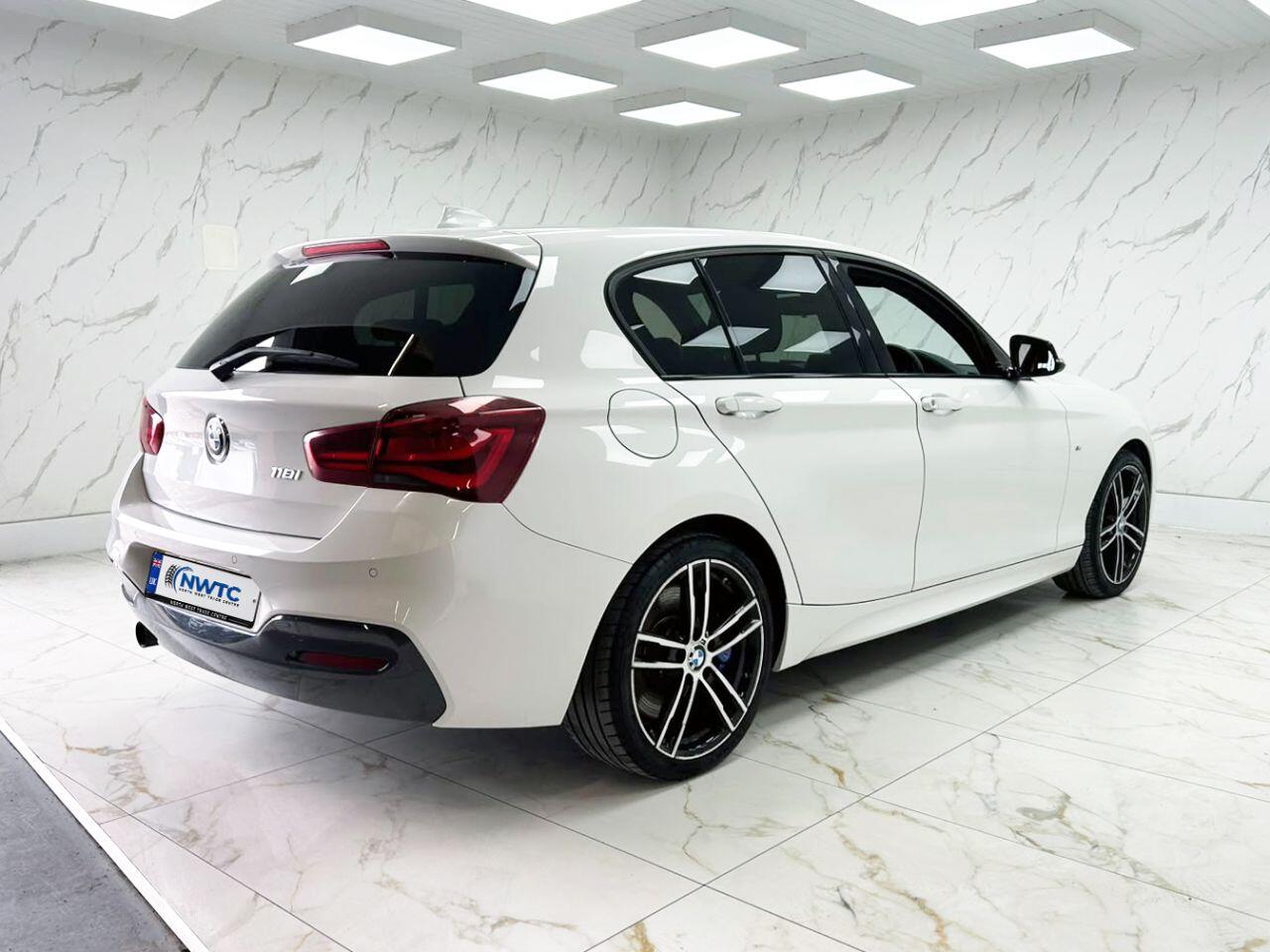 BMW 1 Series view 12