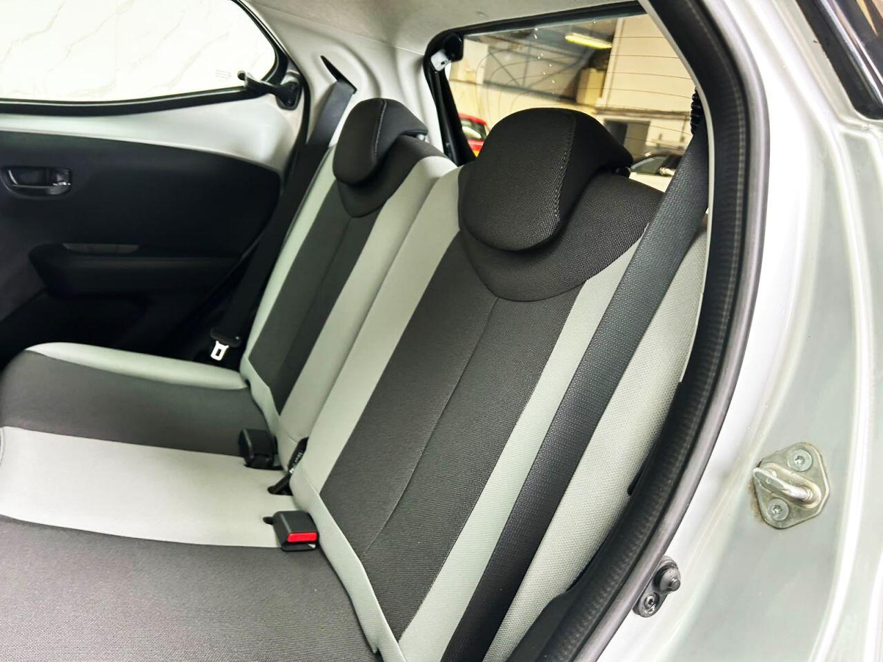 Toyota Aygo view 21