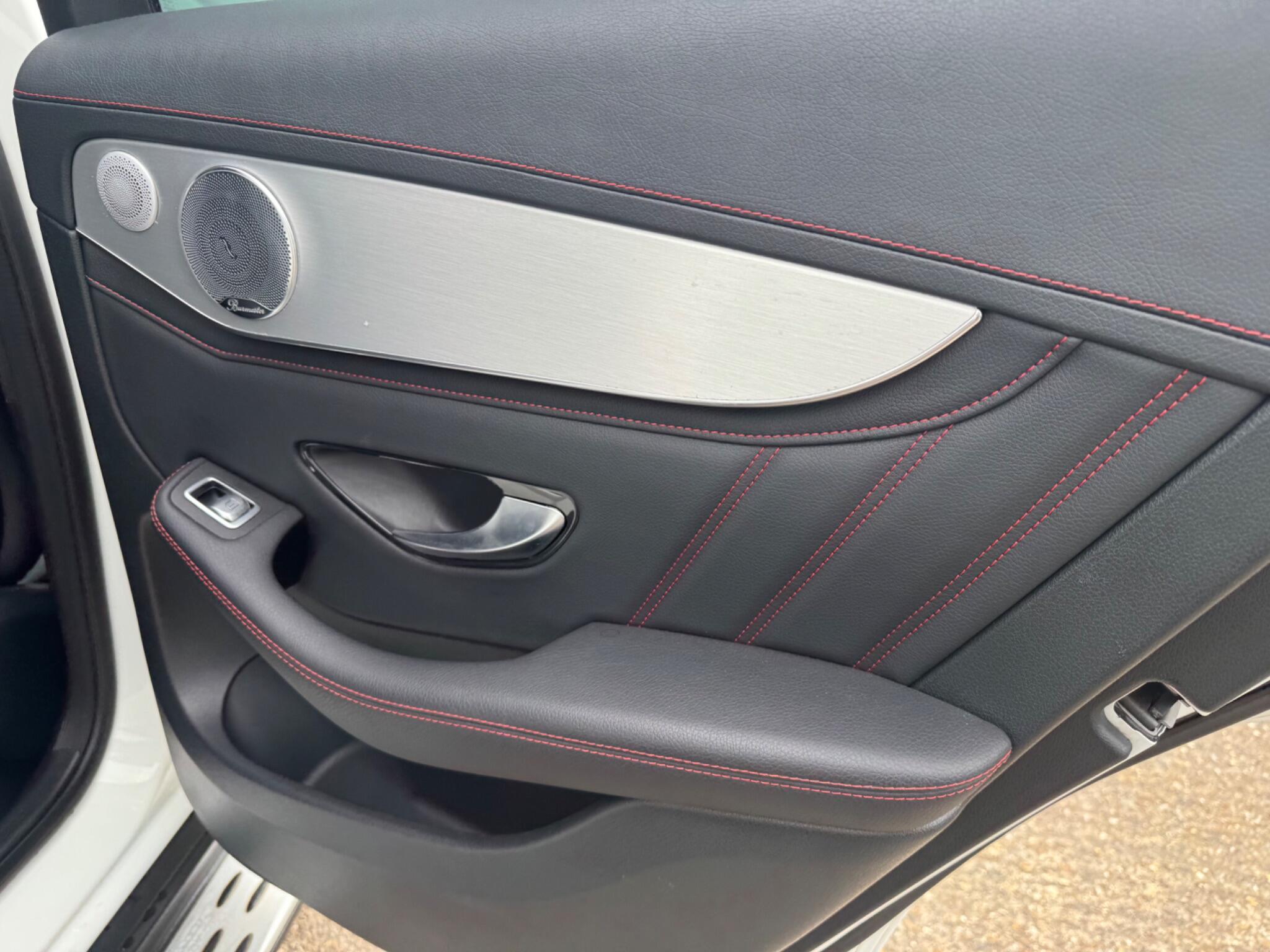 Mercedes-Benz GLC view 33