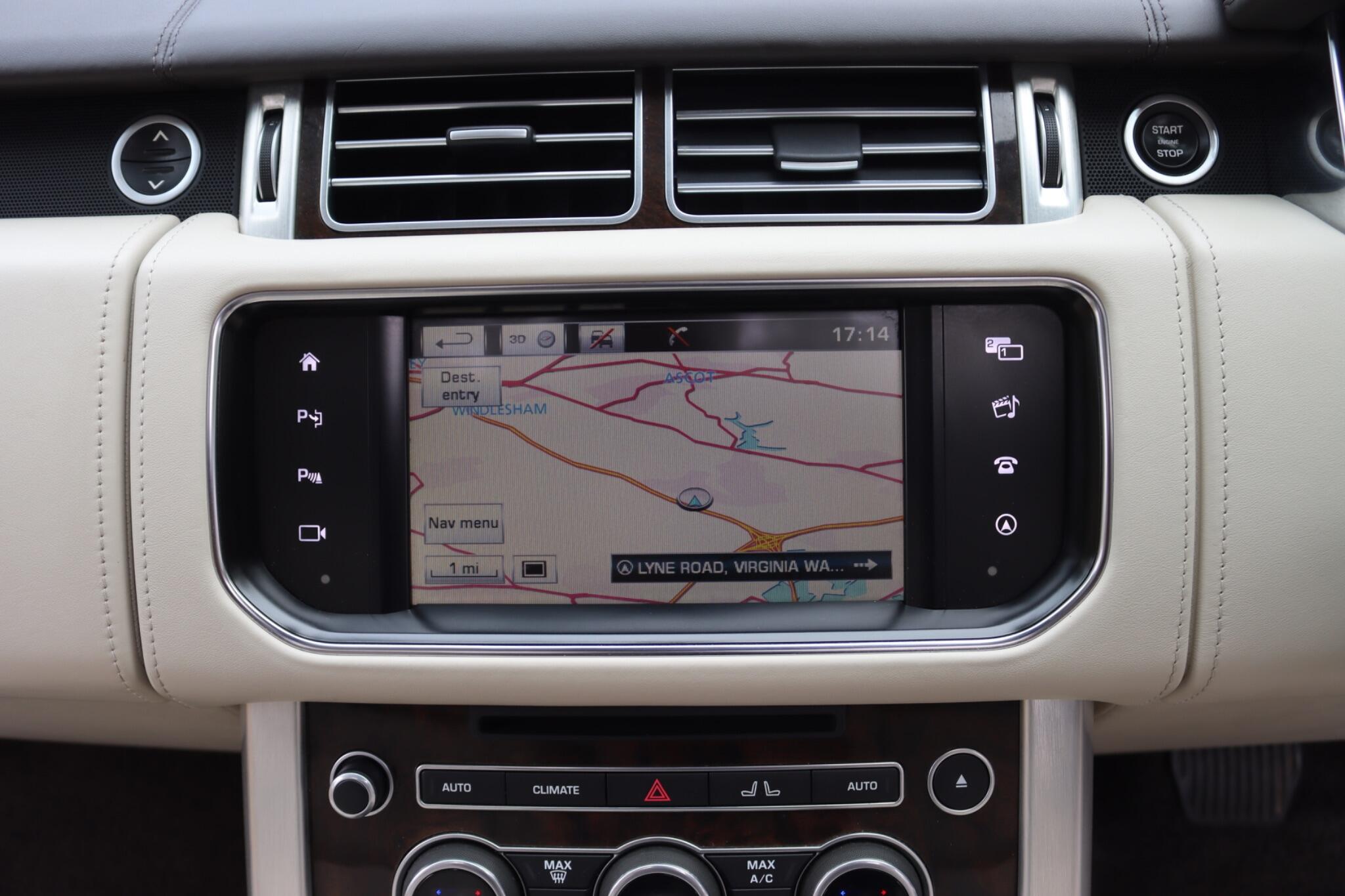Land Rover Range Rover view 63
