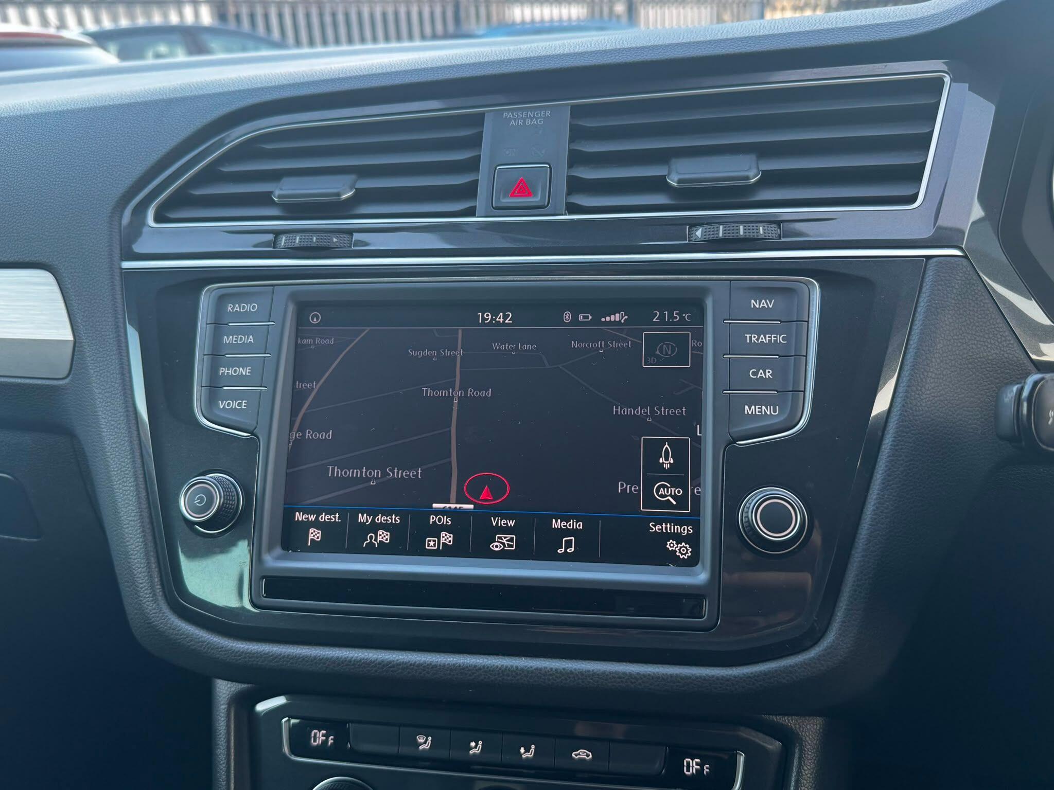 Volkswagen Tiguan view 27