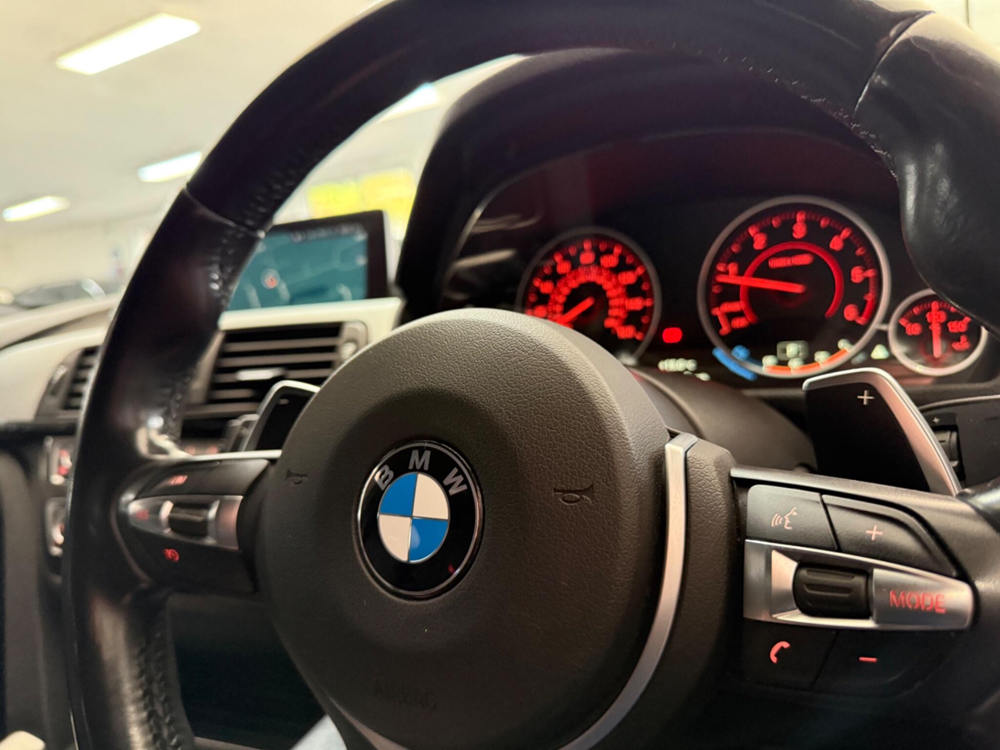 BMW 3 Series view 19