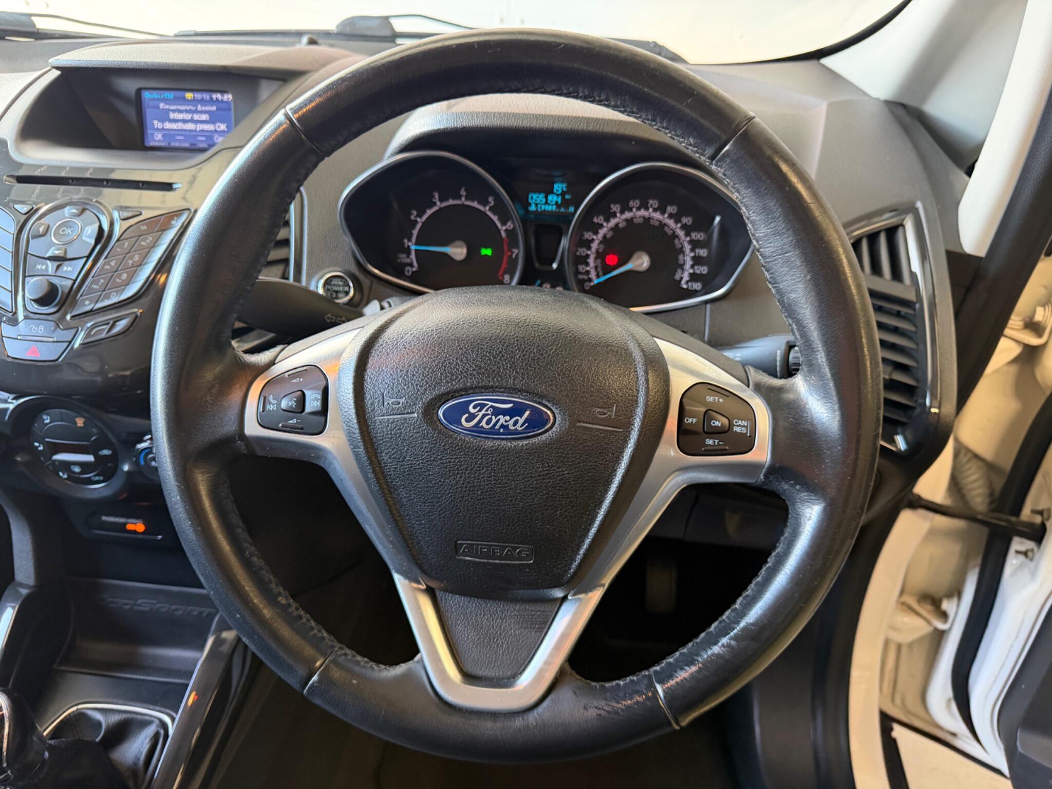Ford Ecosport view 35