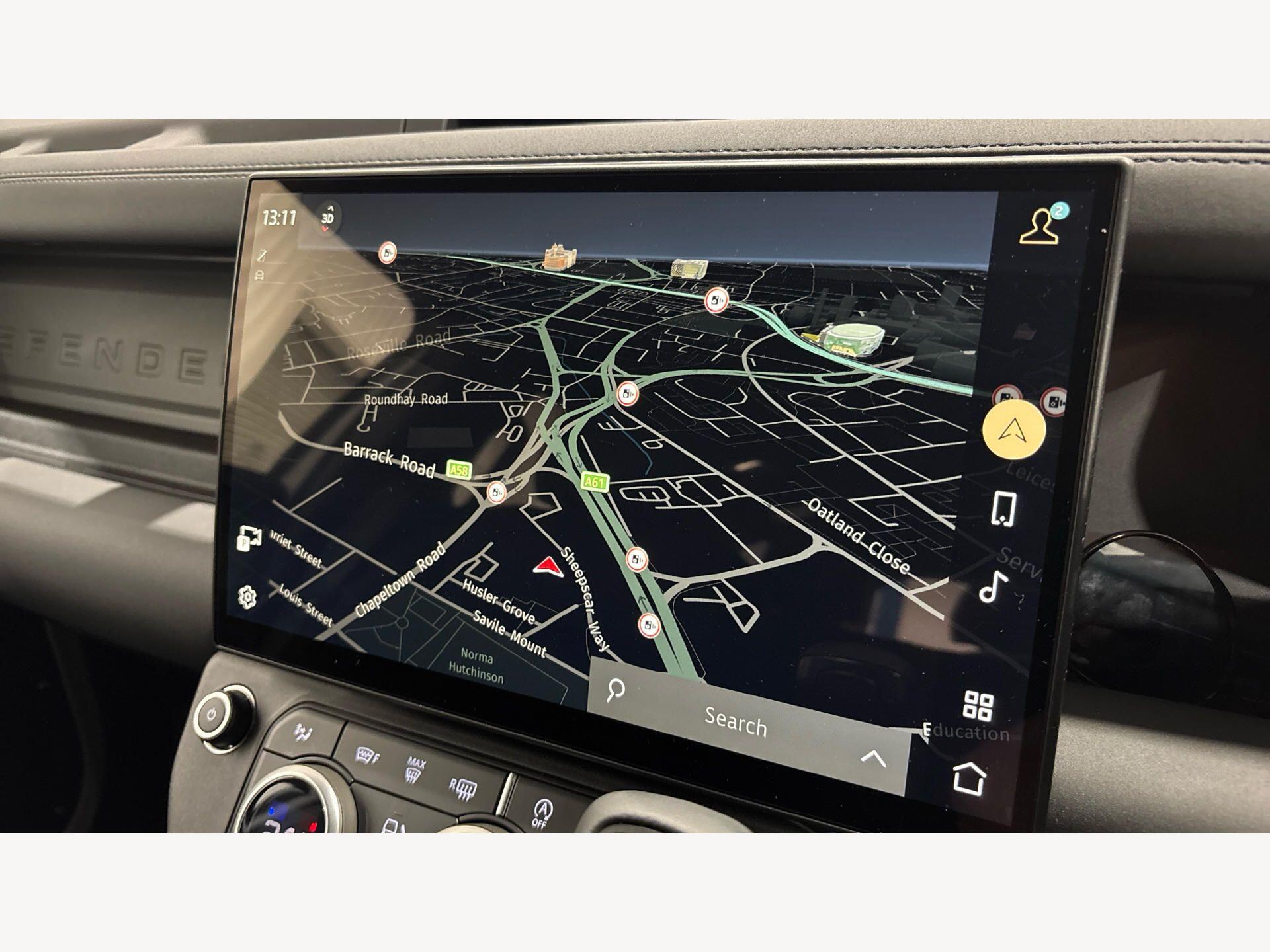 Land Rover Defender view 13