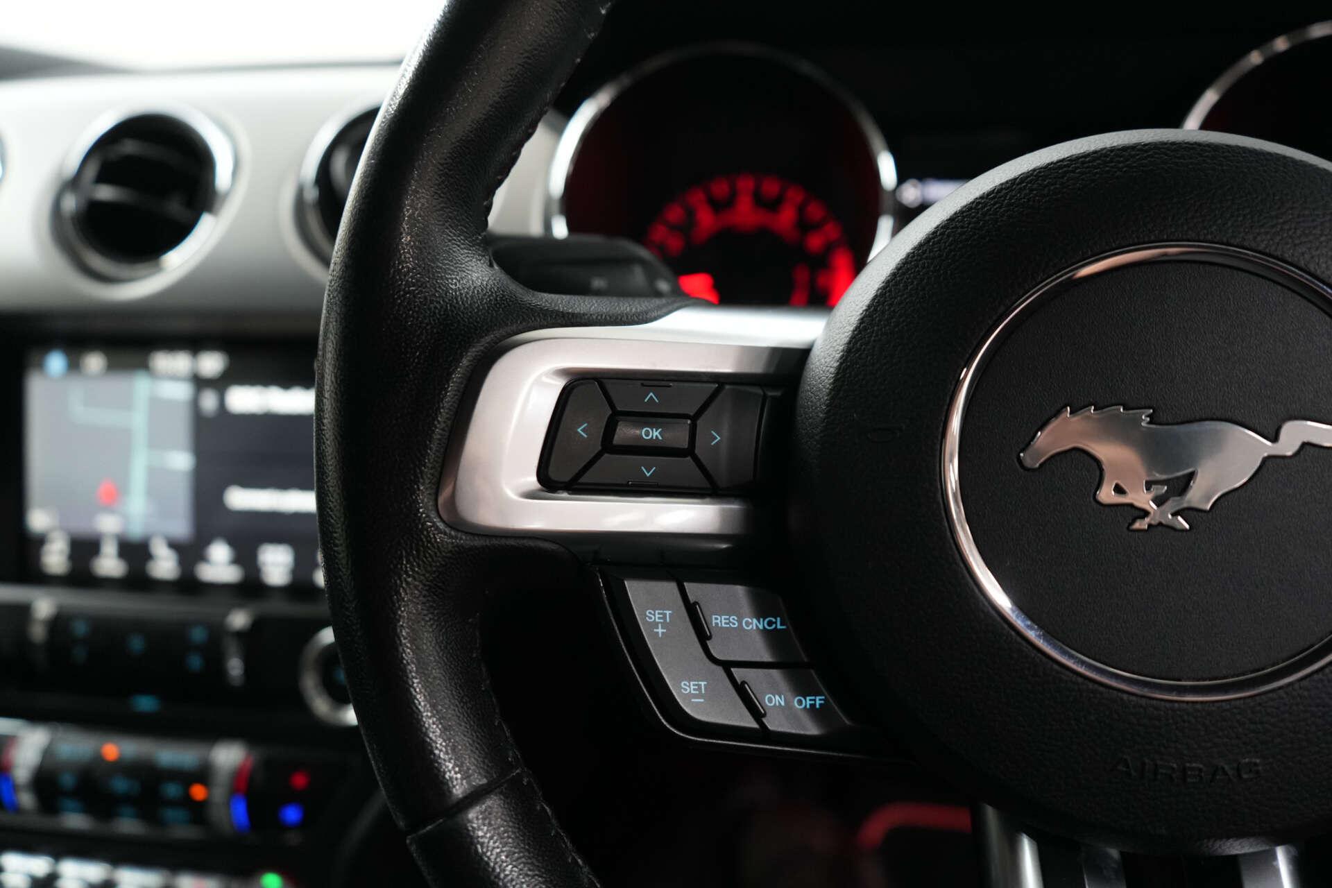 Ford Mustang view 37