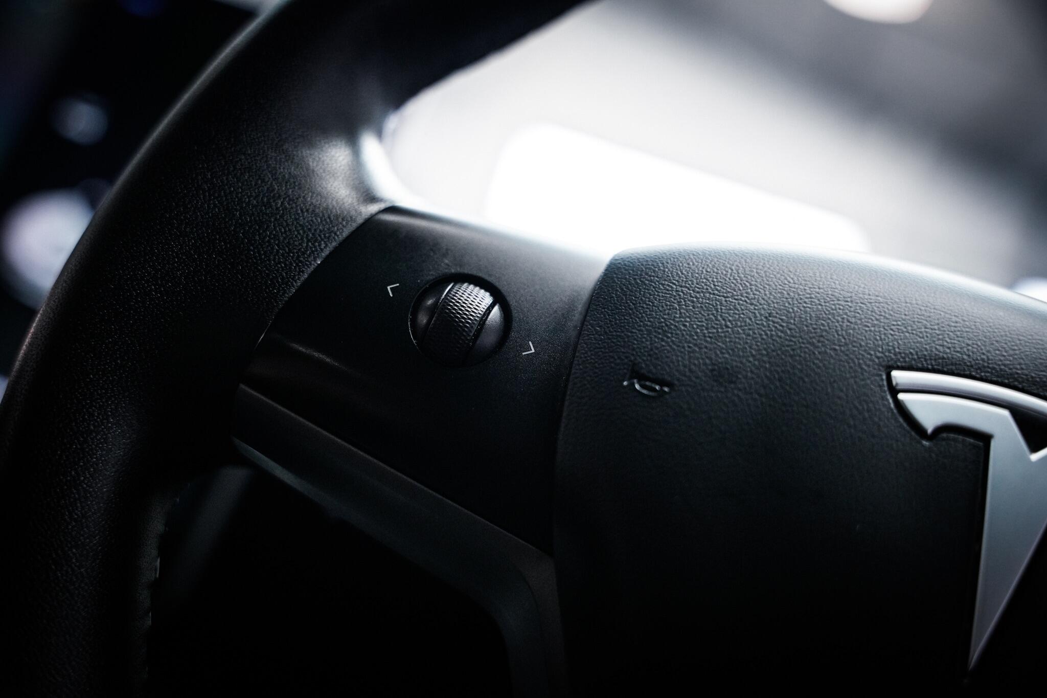 Tesla Model 3 view 43