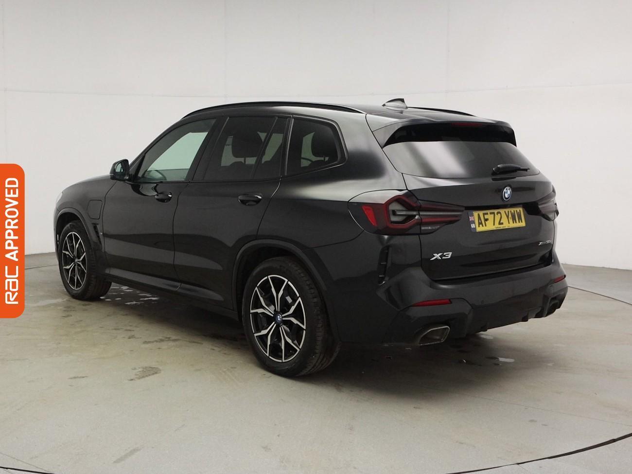 BMW X3 view 5