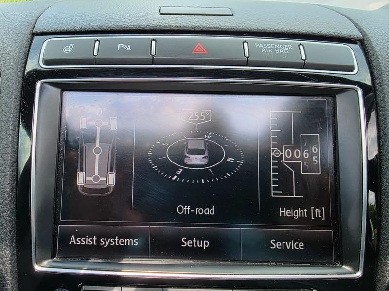 2015 Volkswagen Touareg image 43