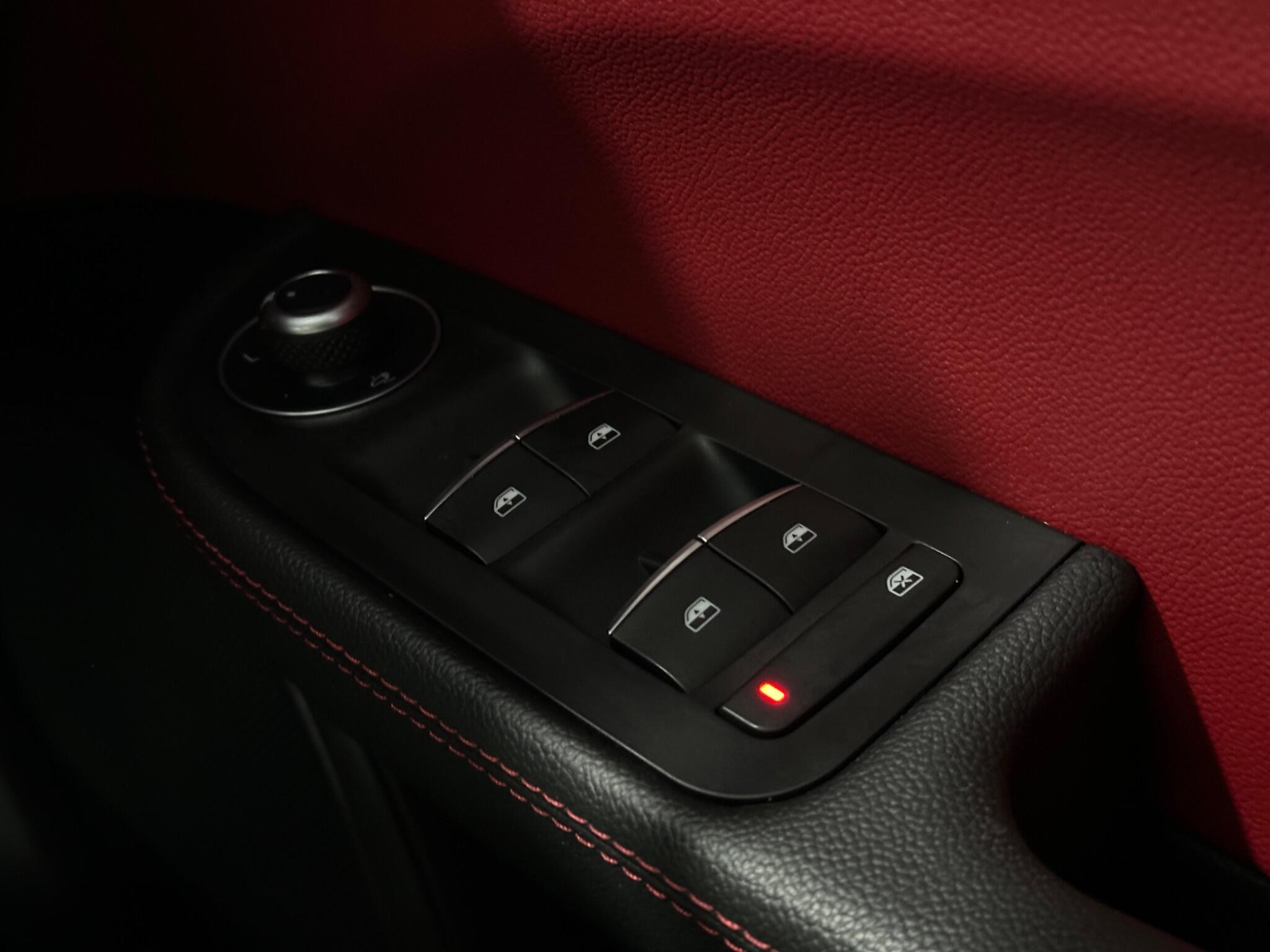 Alfa Romeo Giulia view 19