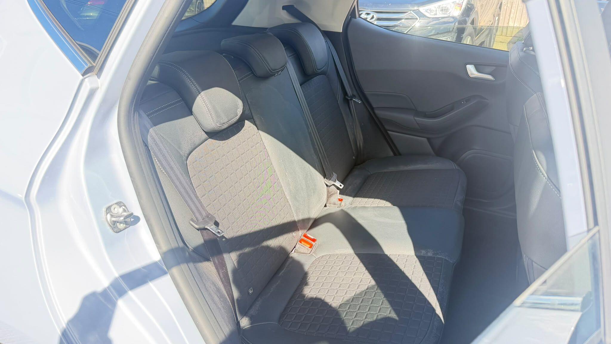 Ford Fiesta view 15