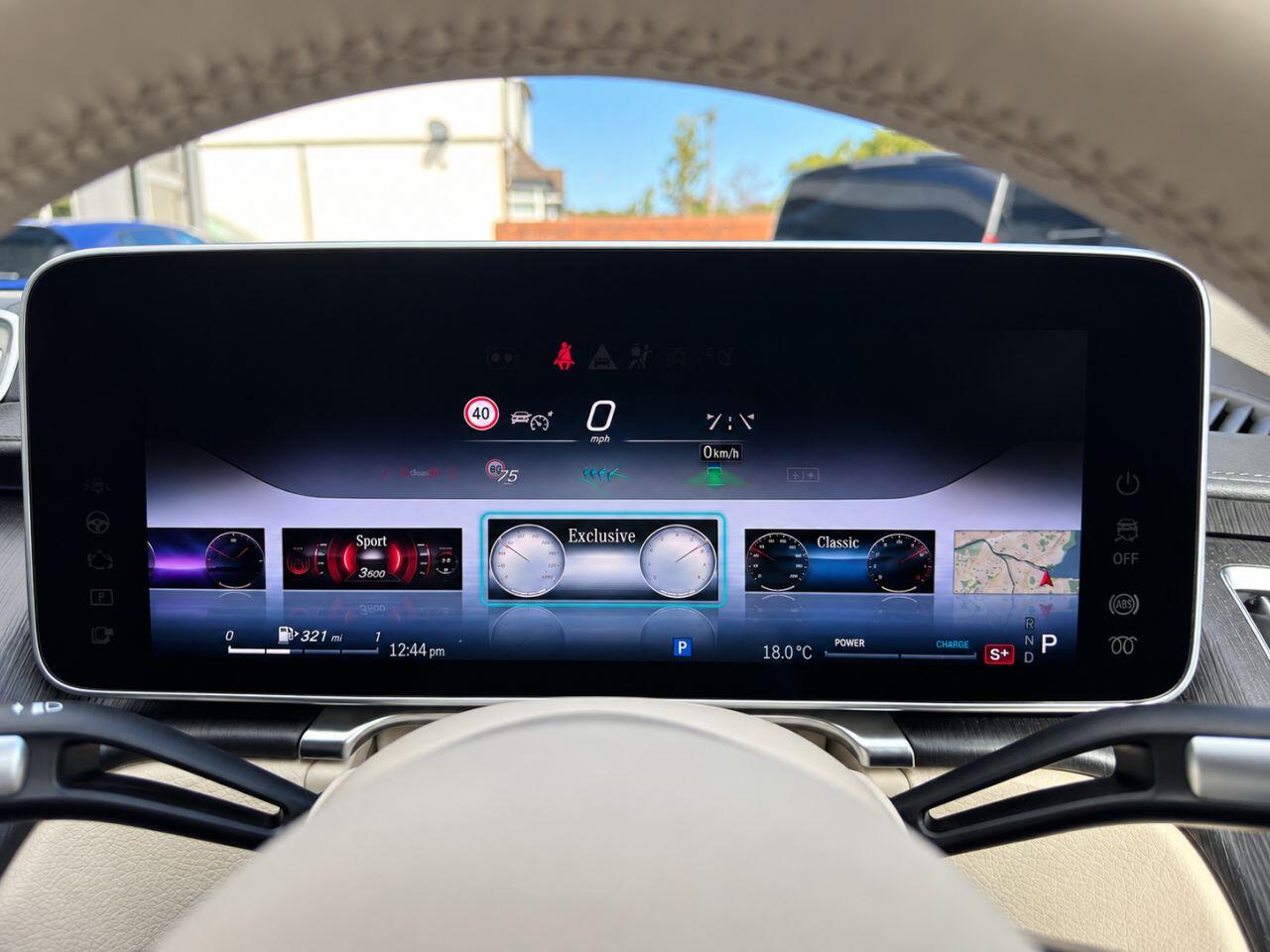 Mercedes-Benz S-Class view 70