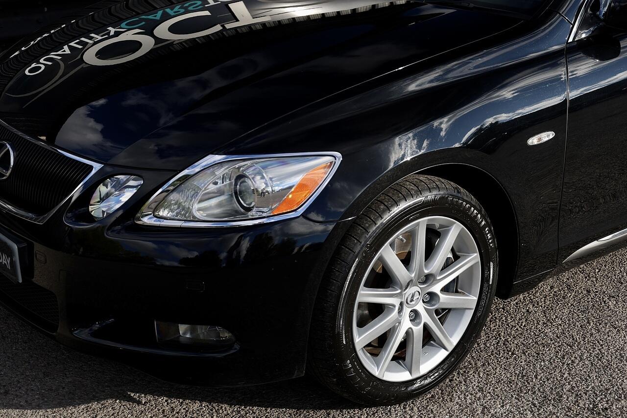 Lexus GS view 34