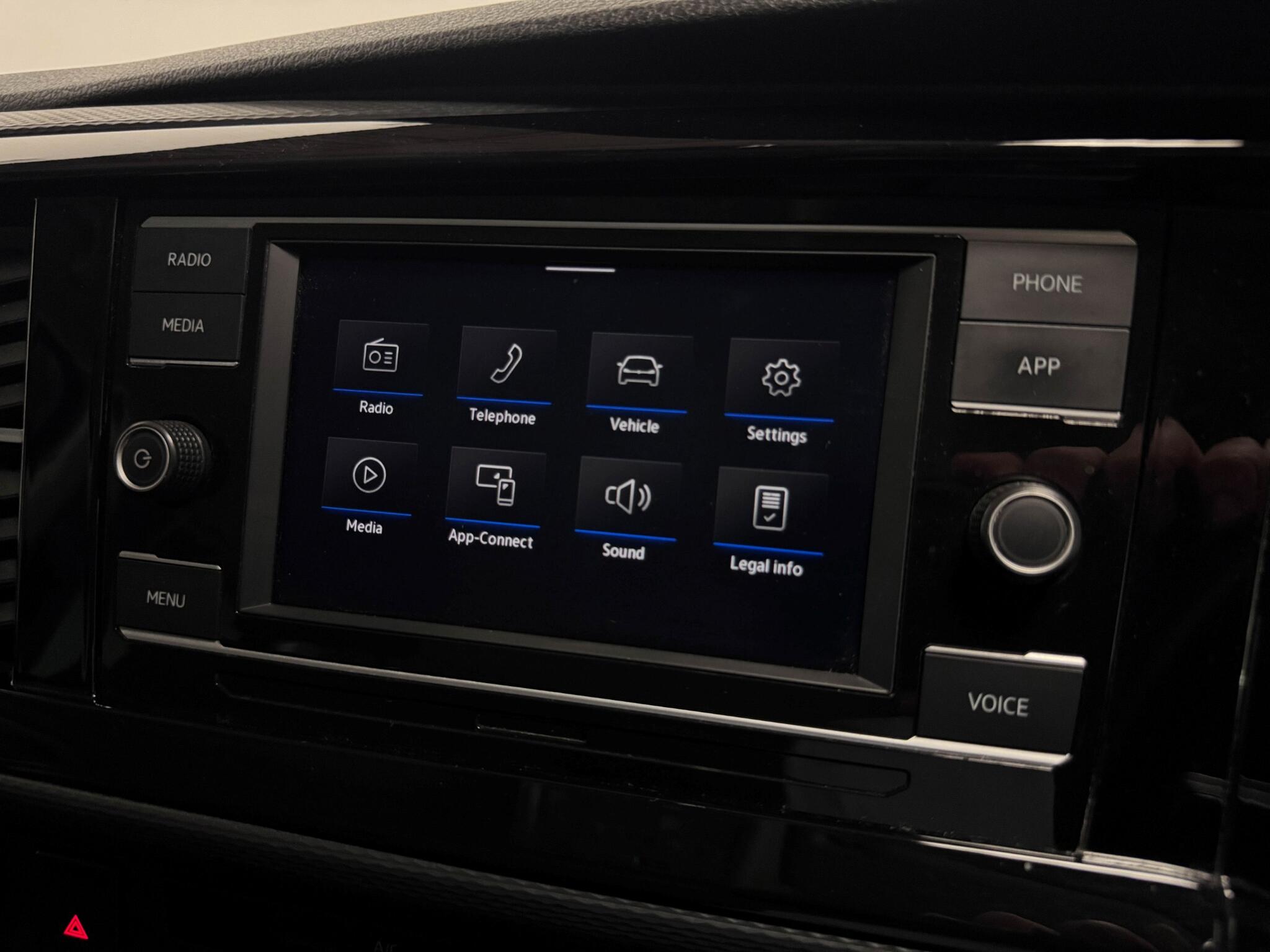 Volkswagen California view 31
