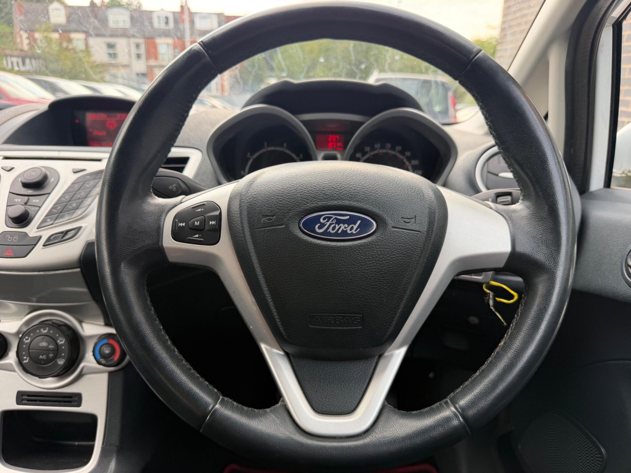 Ford Fiesta view 23