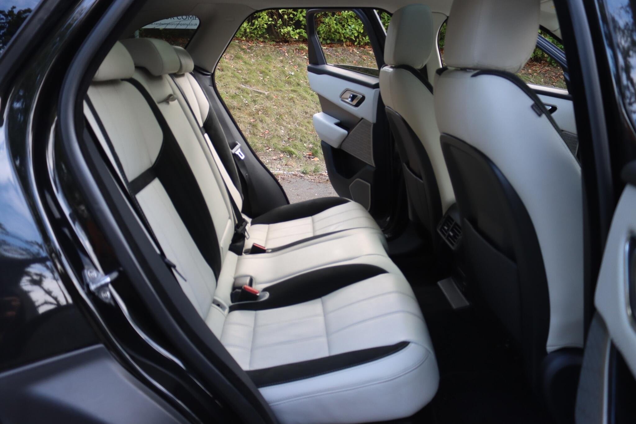 Land Rover Range Rover Velar view 46