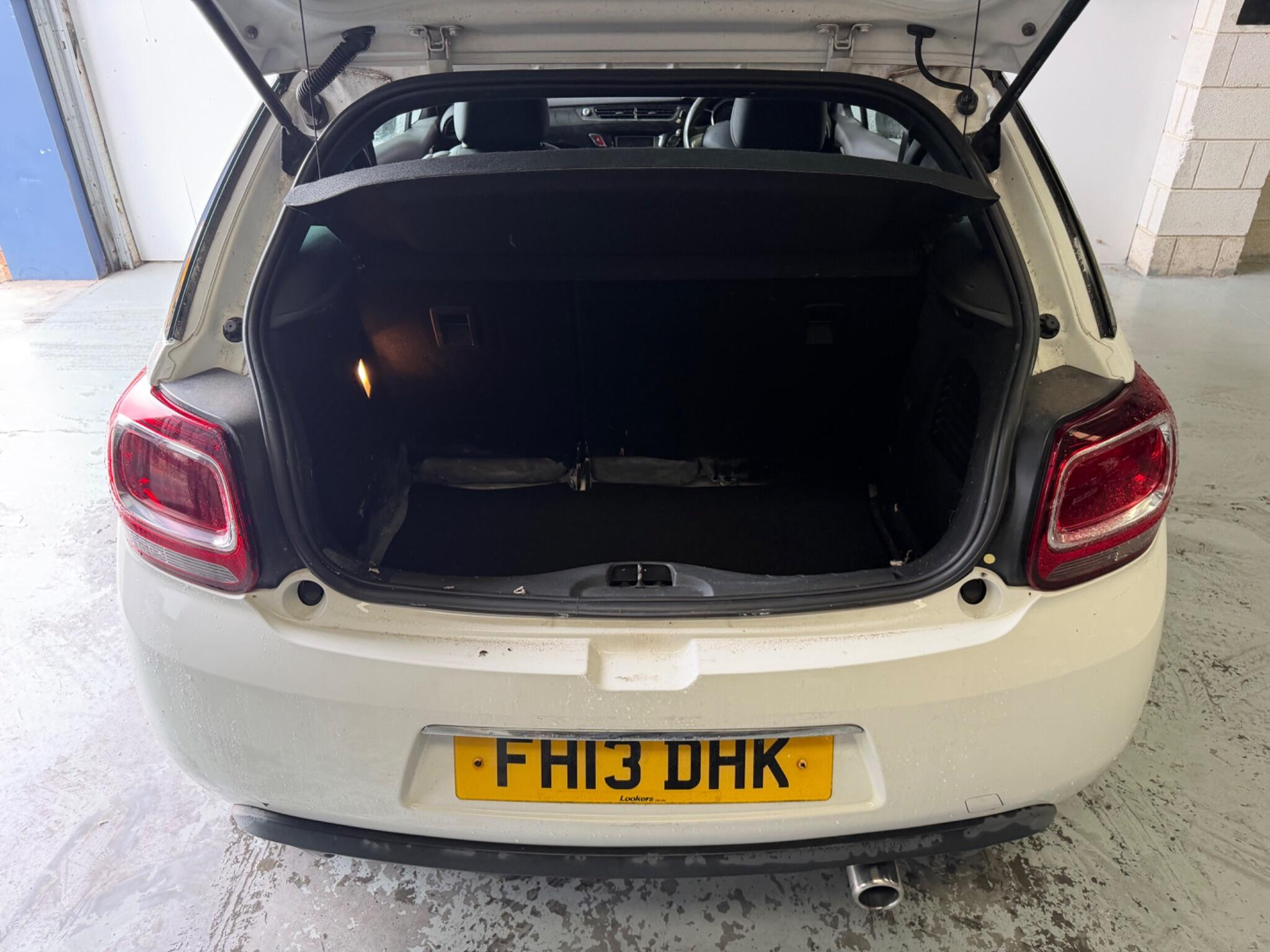 Citroen DS3 view 13