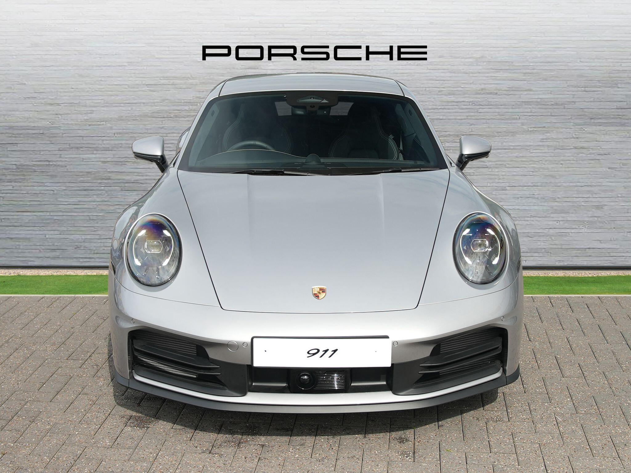 Porsche 911 view 2