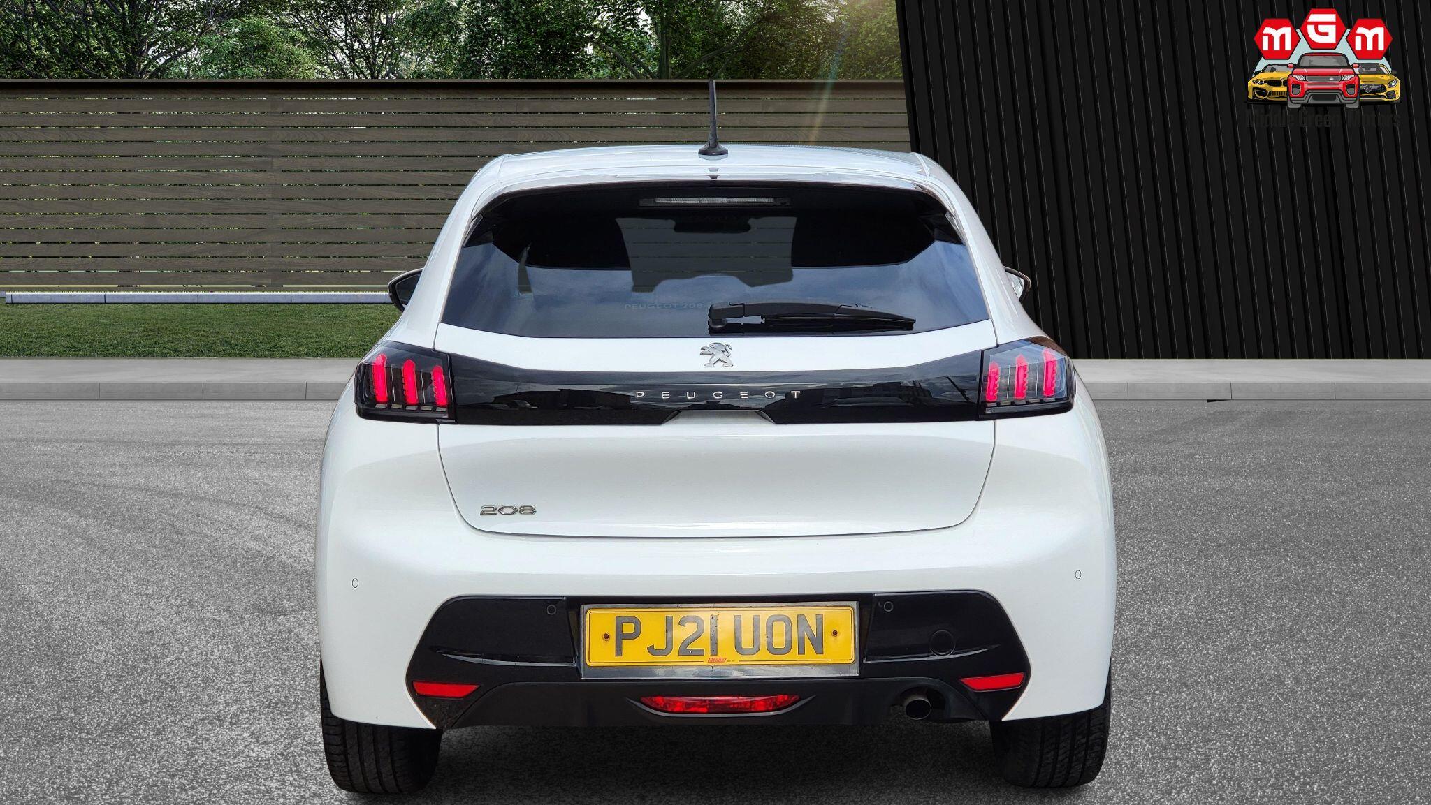 Peugeot 208 view 8