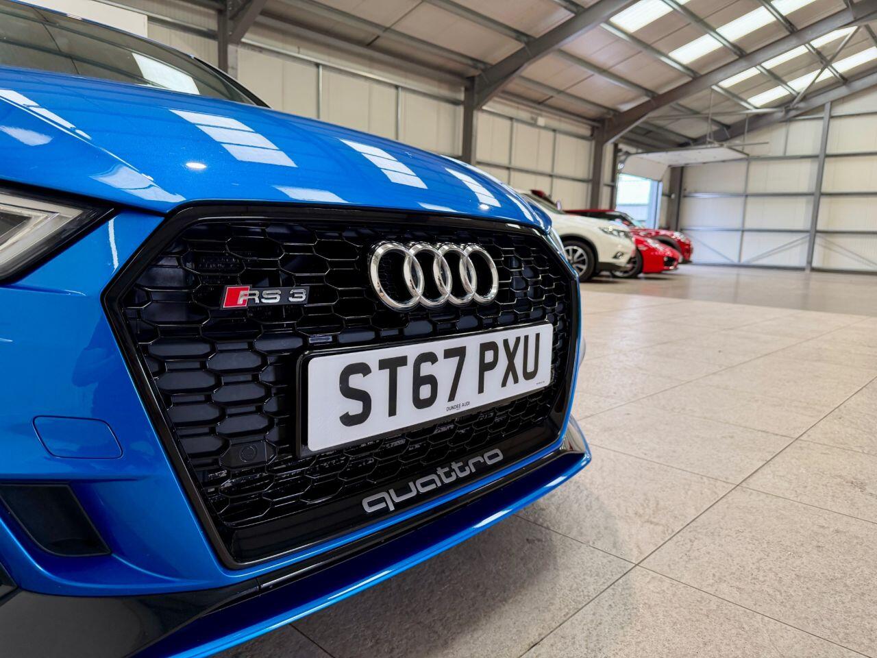 Audi RS3 view 32