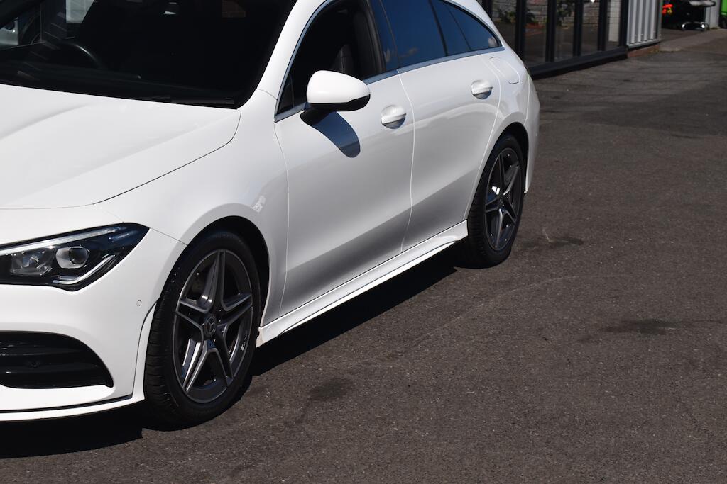 Mercedes-Benz Cla view 24