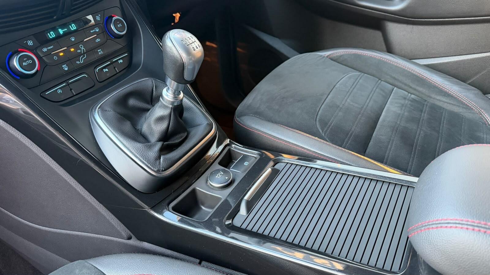 Ford Kuga view 18