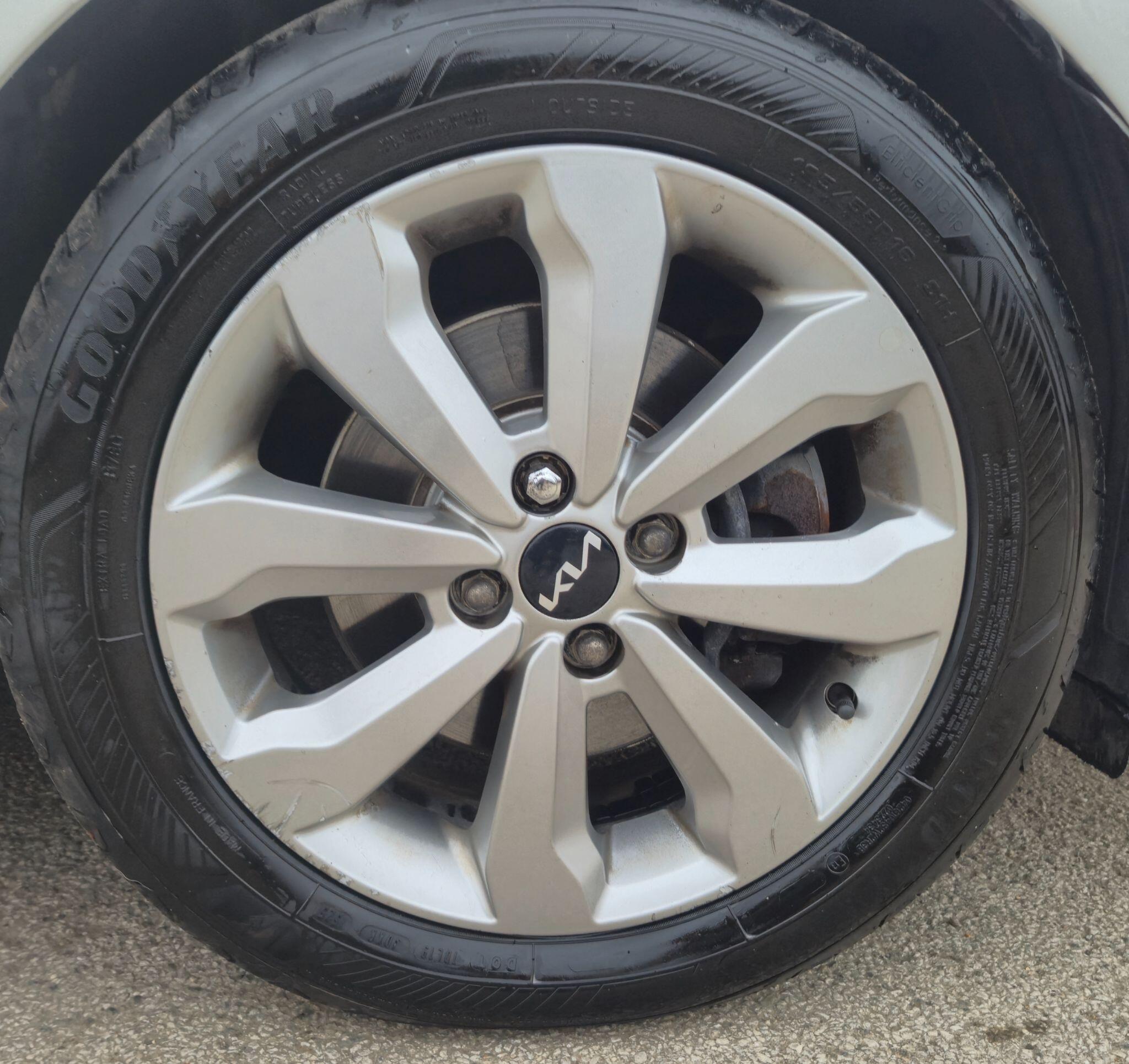 Kia Rio view 25