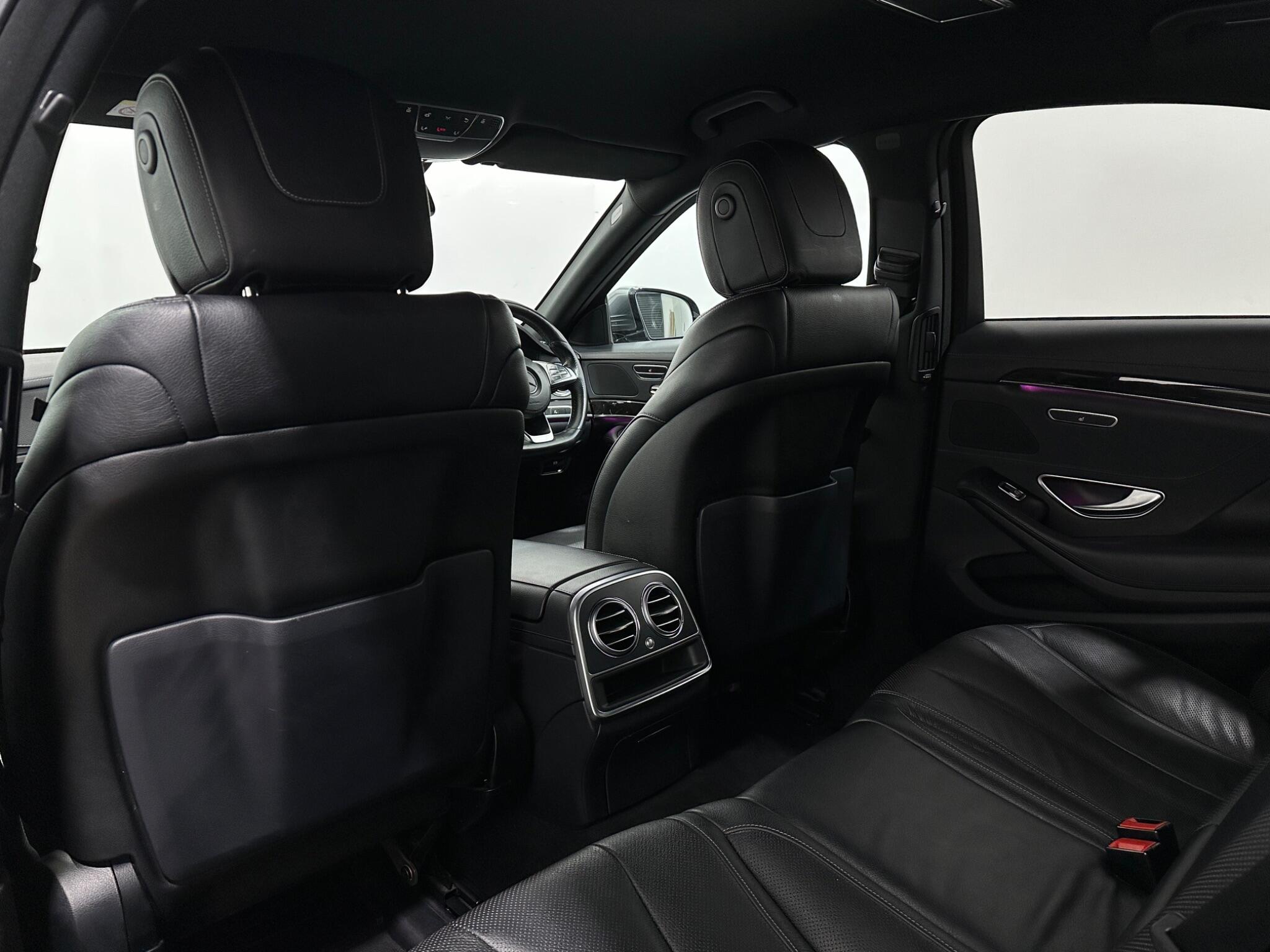Mercedes-Benz S-Class view 39