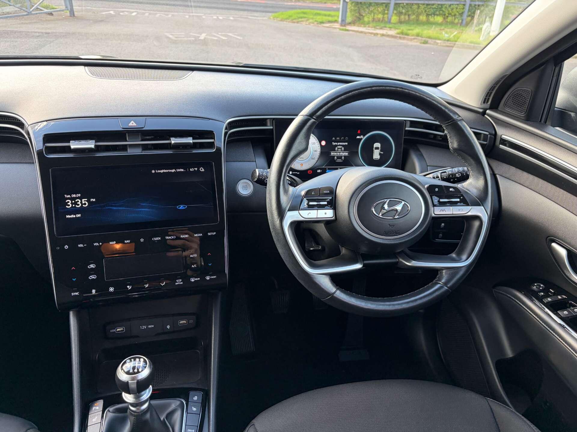 Hyundai Tucson view 2