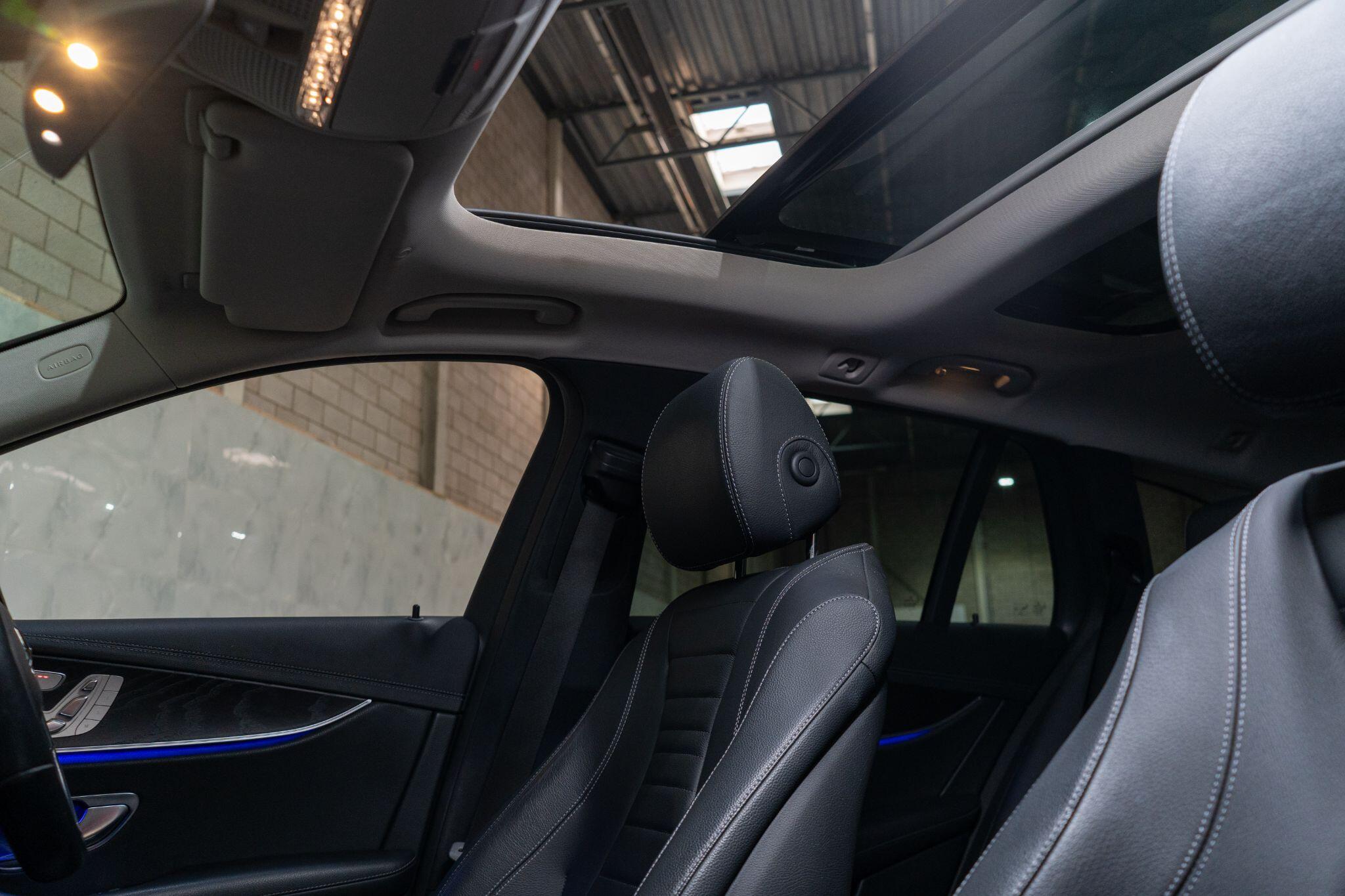 Mercedes-Benz E-Class view 43
