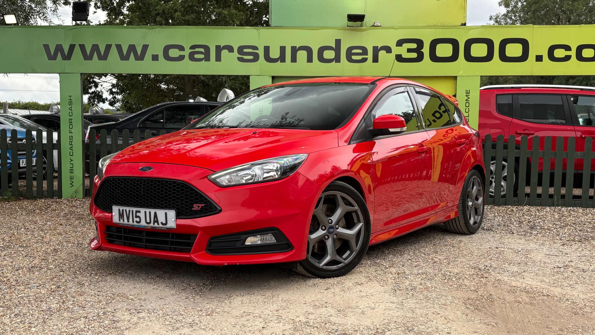 Ford Focus view 3