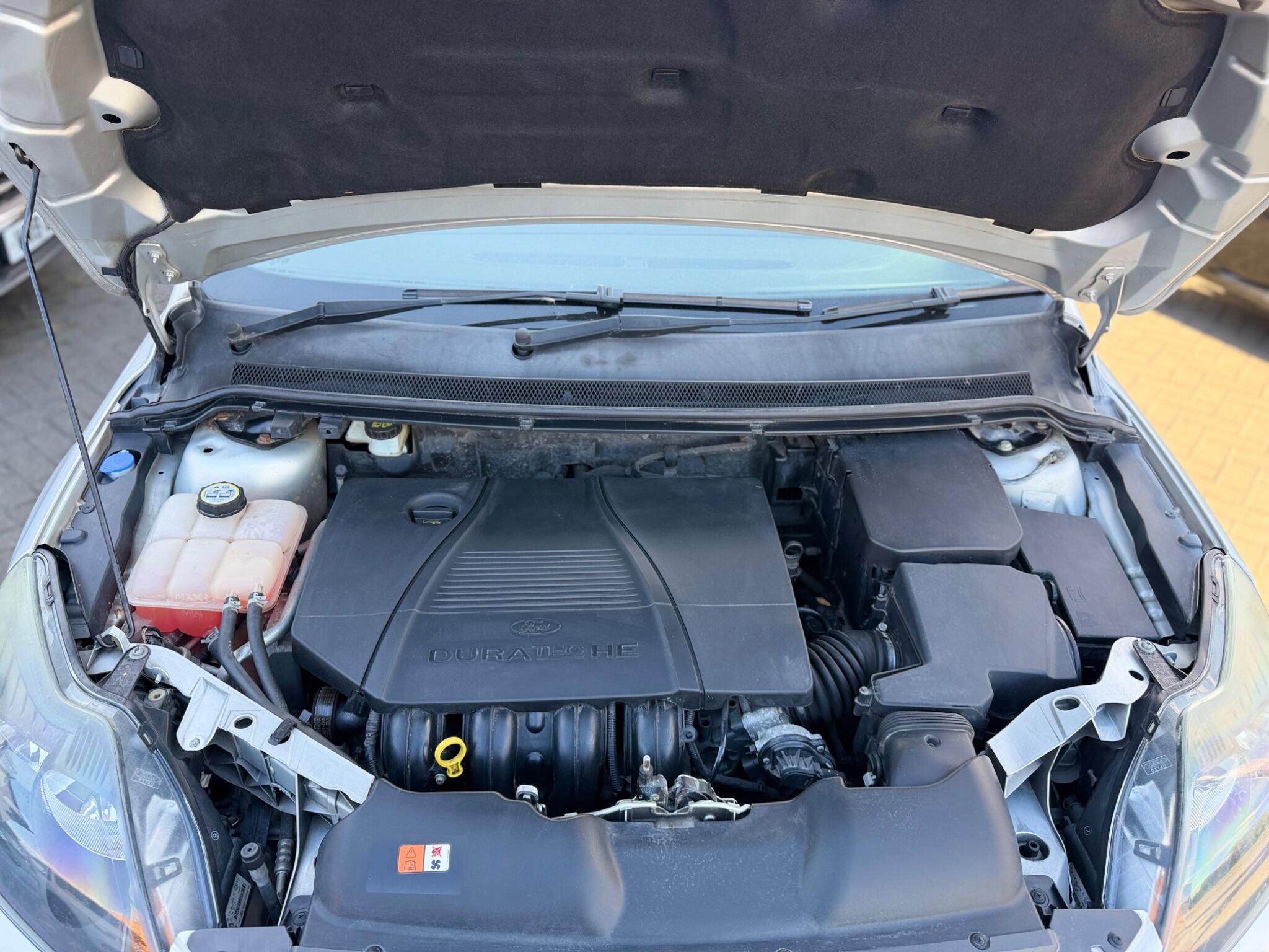 Ford Focus view 30