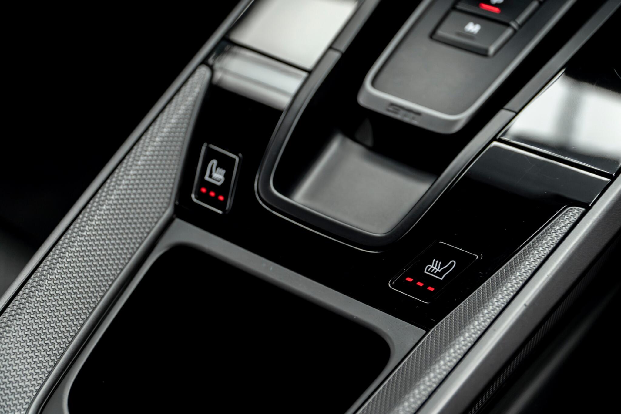 Porsche 911 view 41