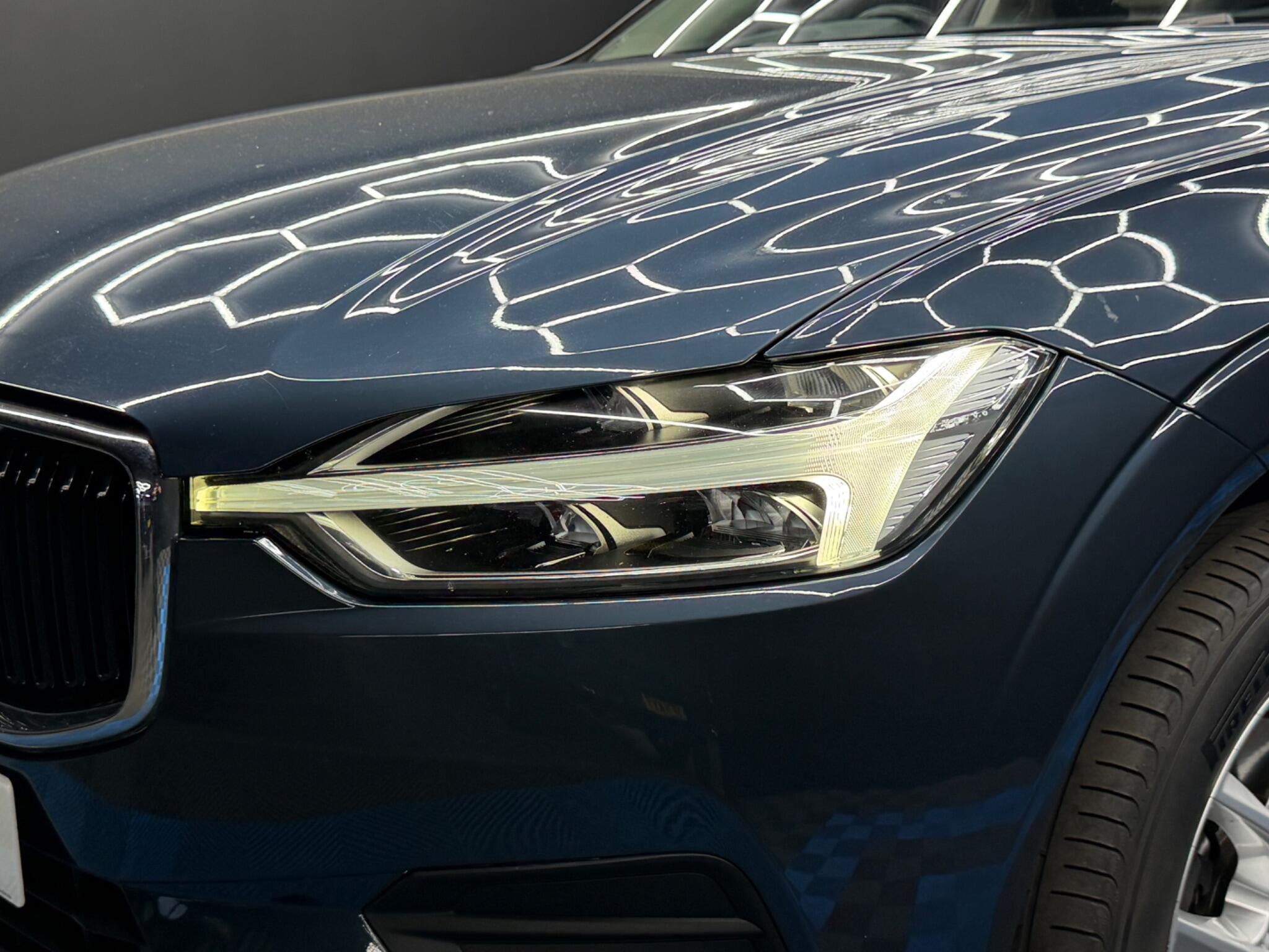 Volvo XC60 view 41