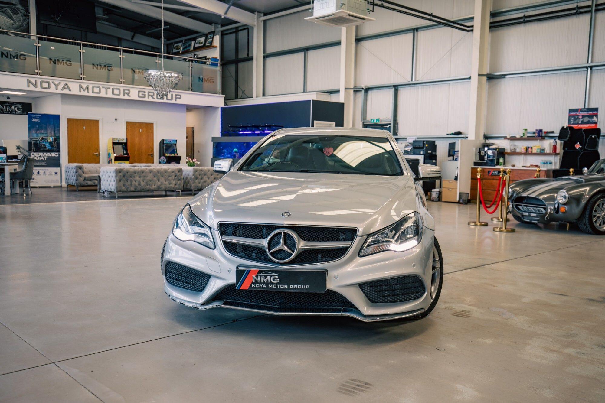 Mercedes-Benz E-Class view 4