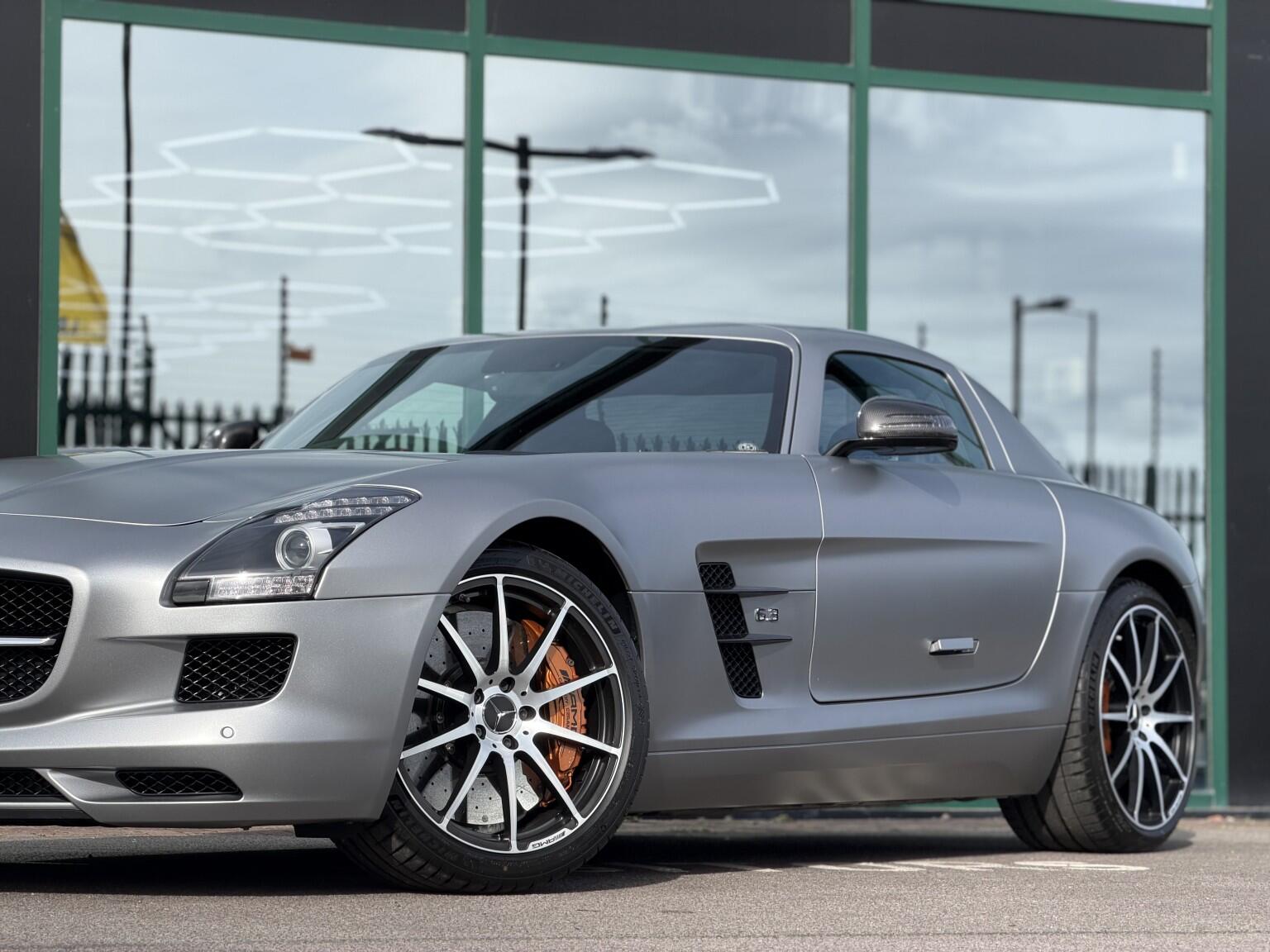 Mercedes-Benz Amg GT view 33