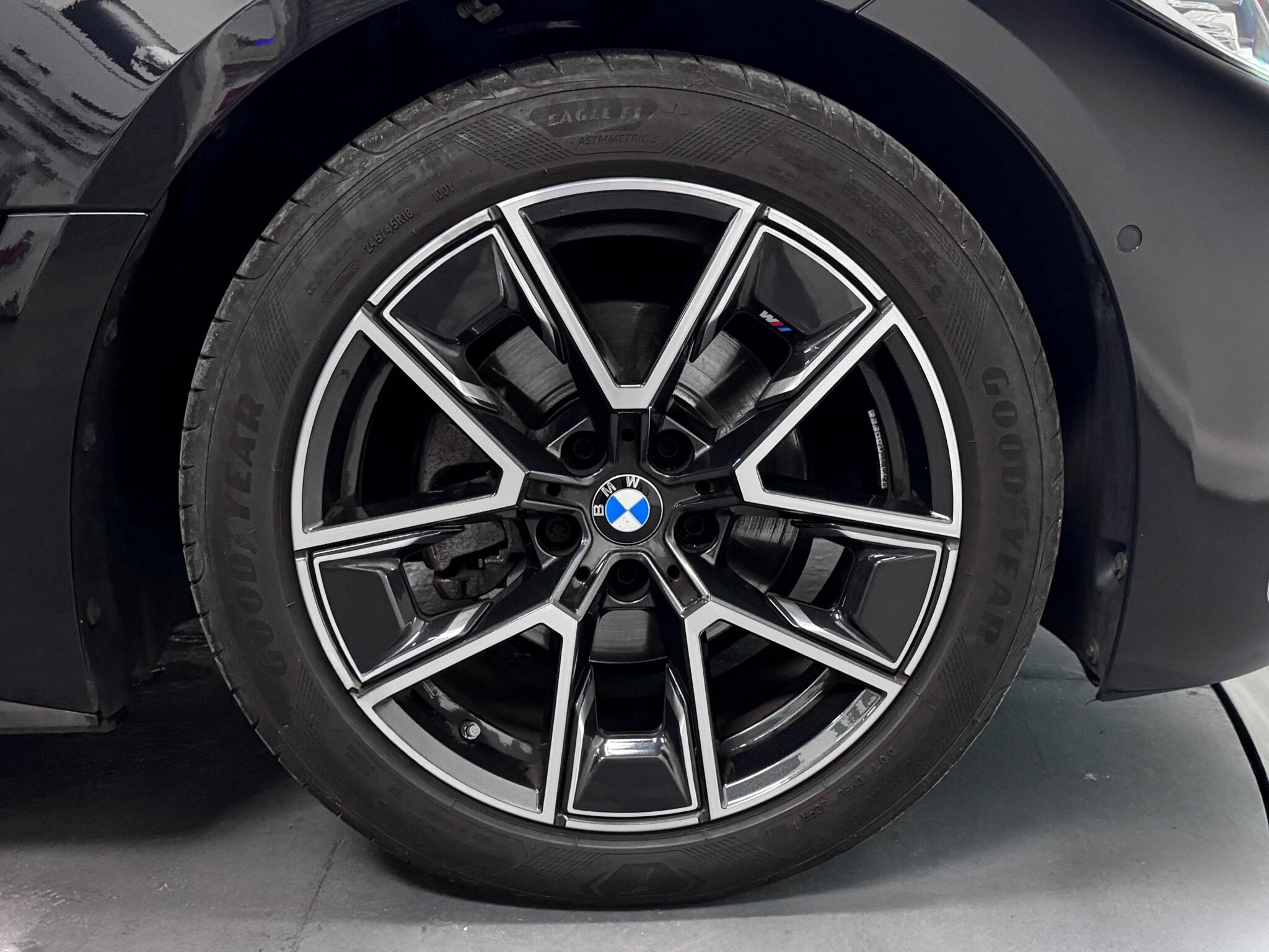BMW 4 Series view 57