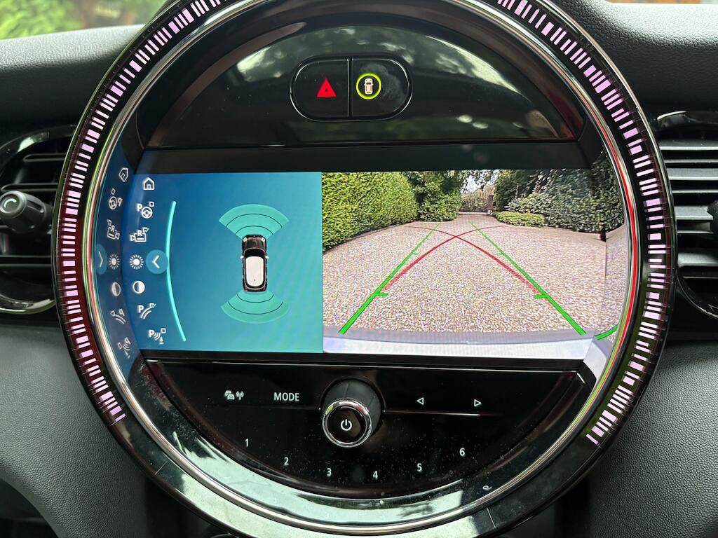 Mini Hatch view 20
