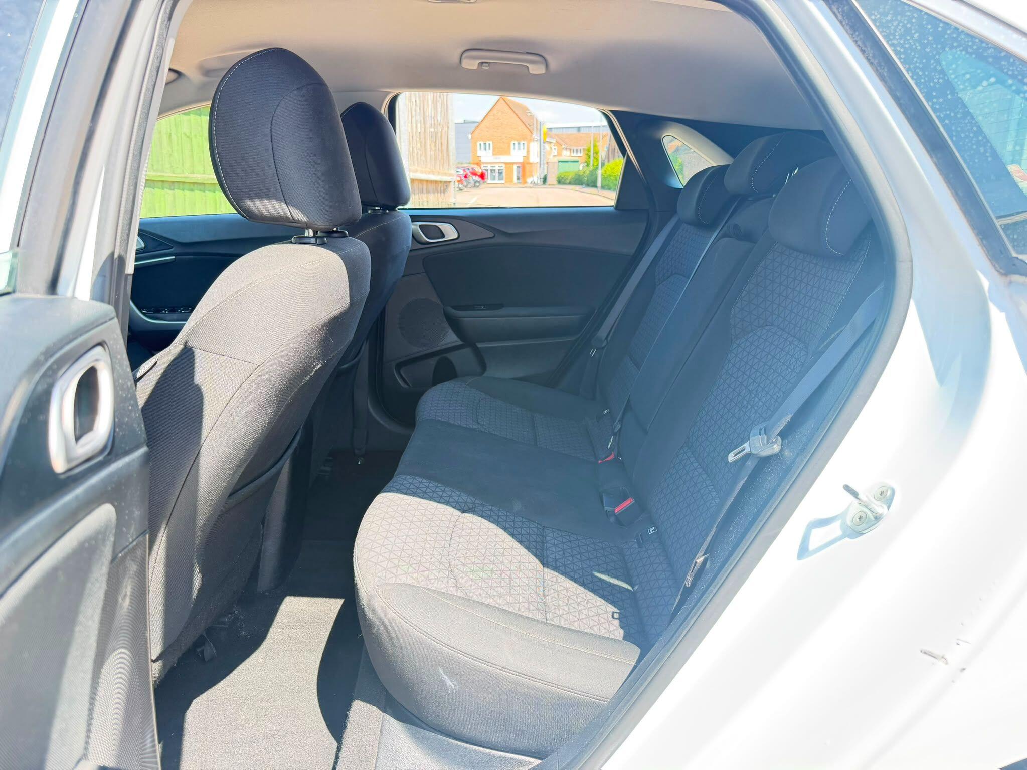 Kia Ceed view 20