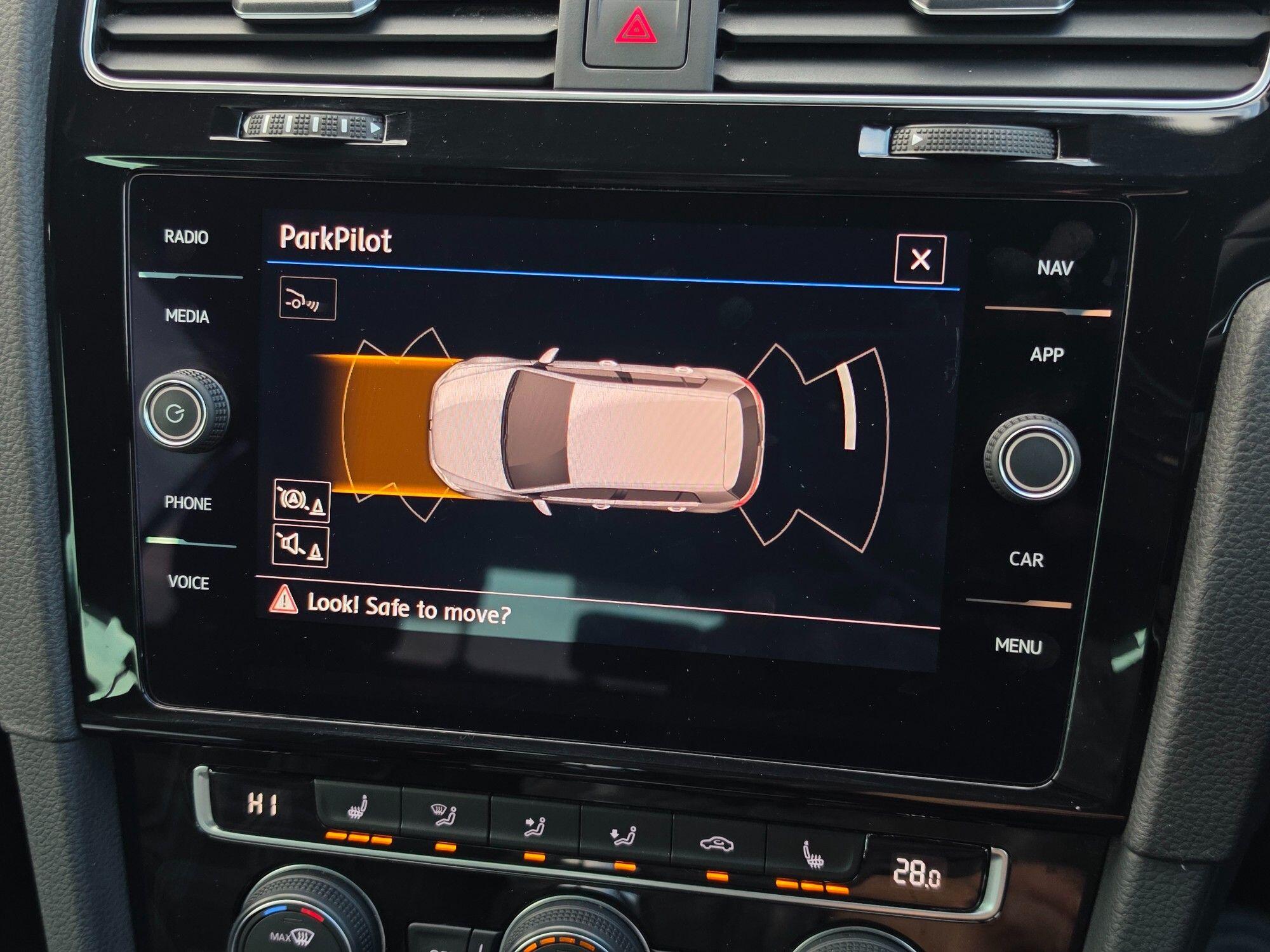 Volkswagen Golf view 33