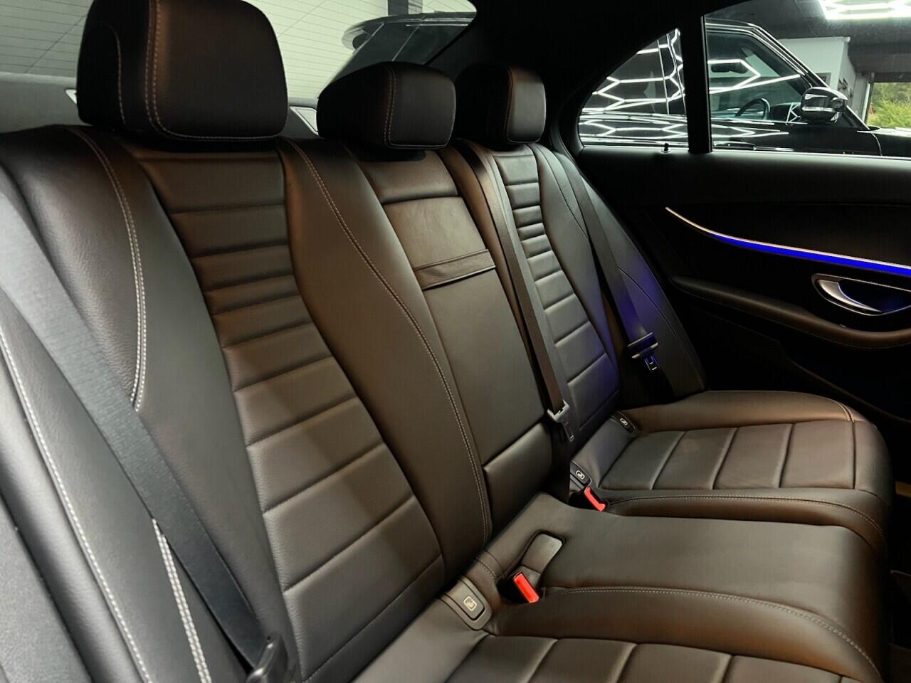 Mercedes-Benz E-Class view 43