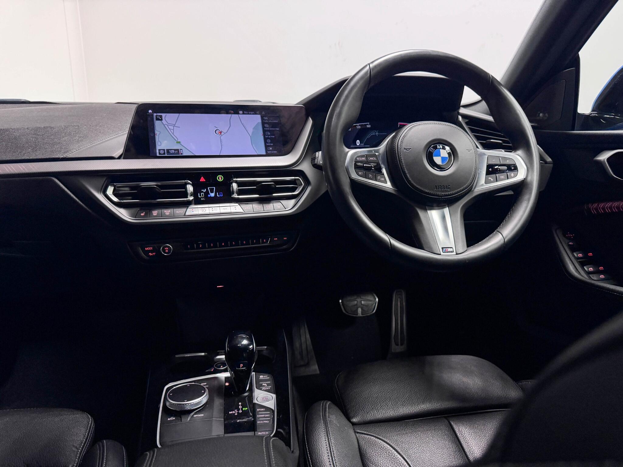BMW 2 Series view 29