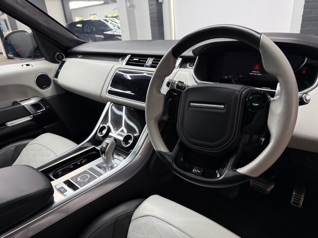 Land Rover Range Rover Sport view 40