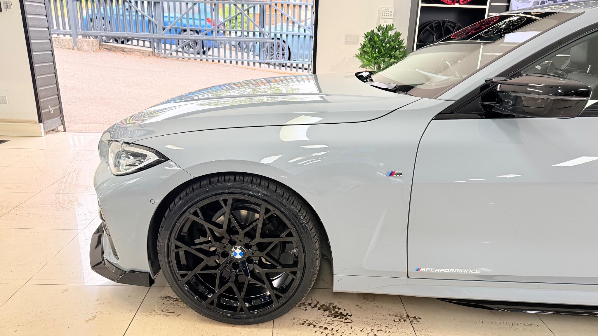 BMW 4 Series view 33