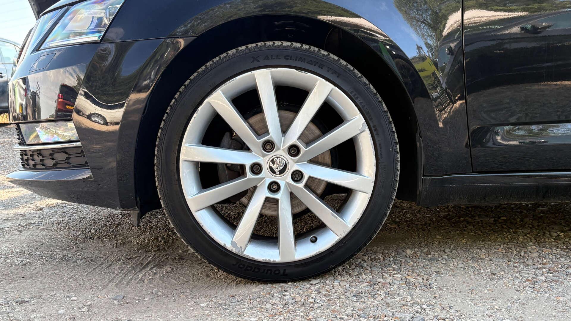 Skoda Octavia view 37