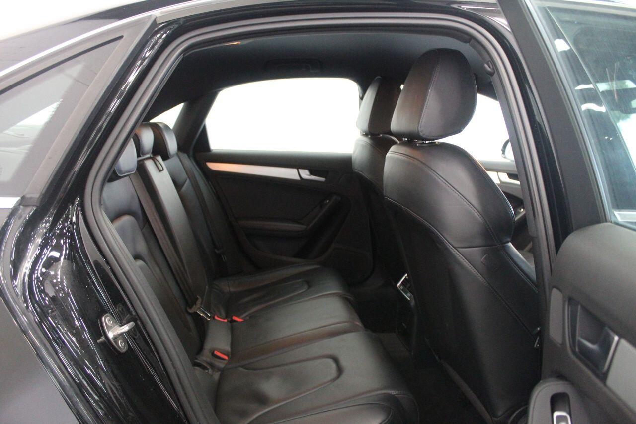 Audi A4 view 56