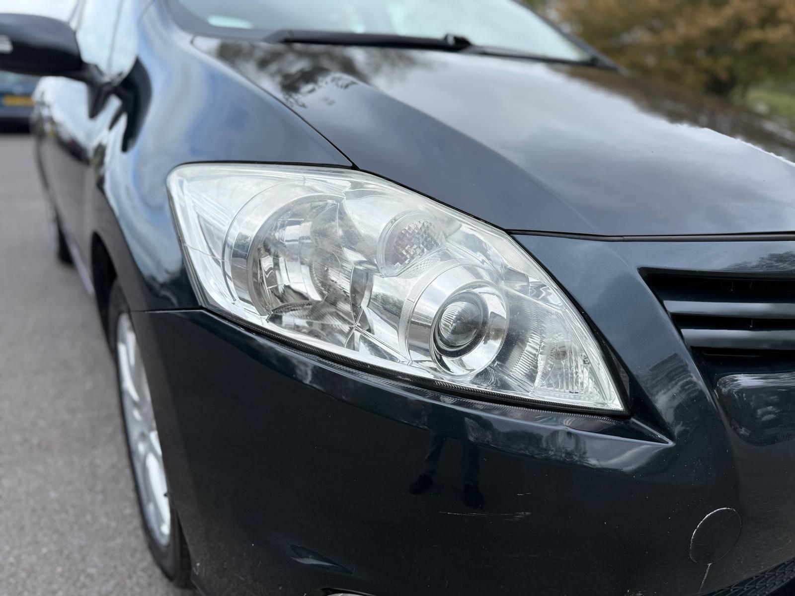 Toyota Auris view 50