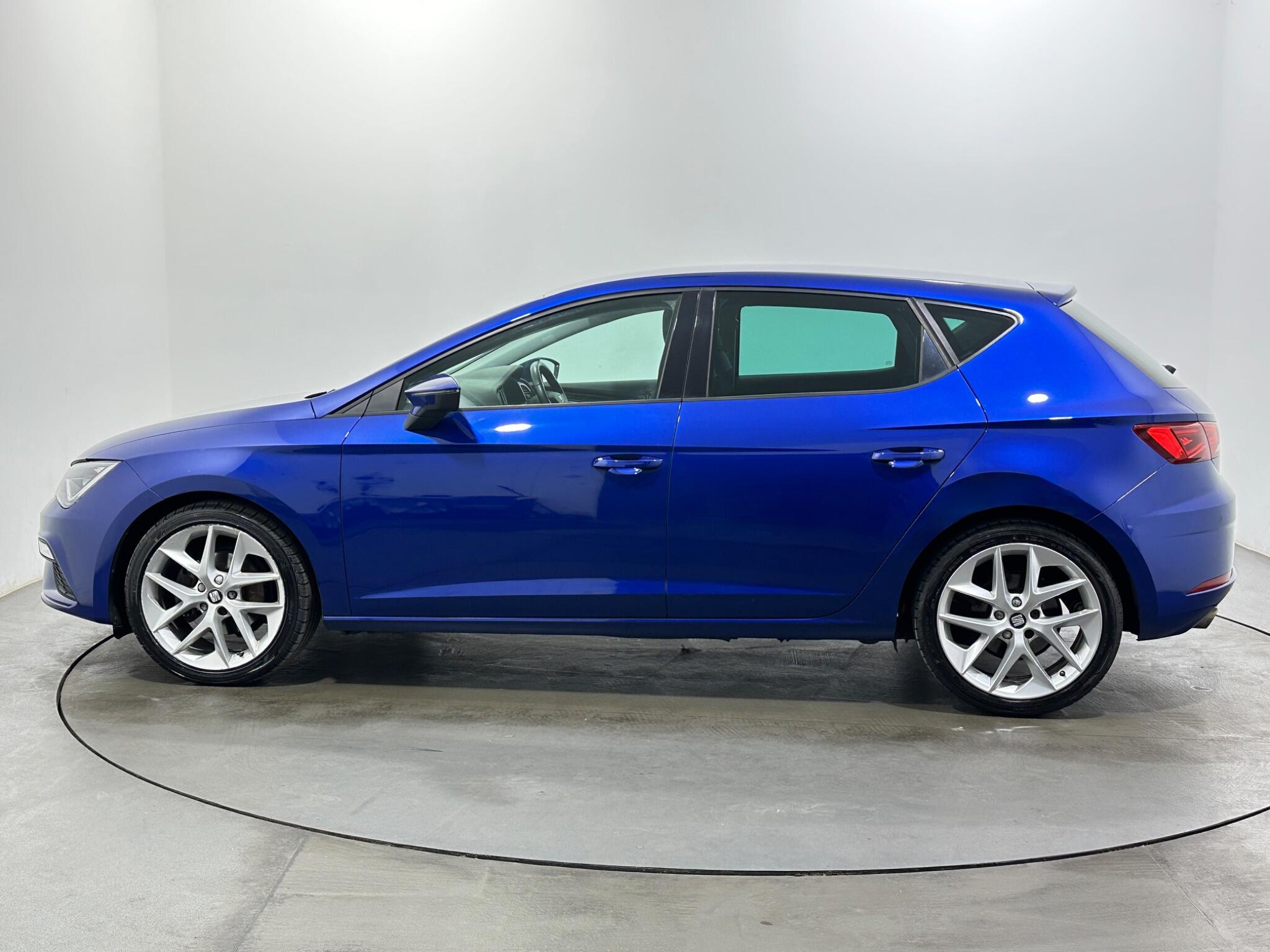 Seat Leon view 5