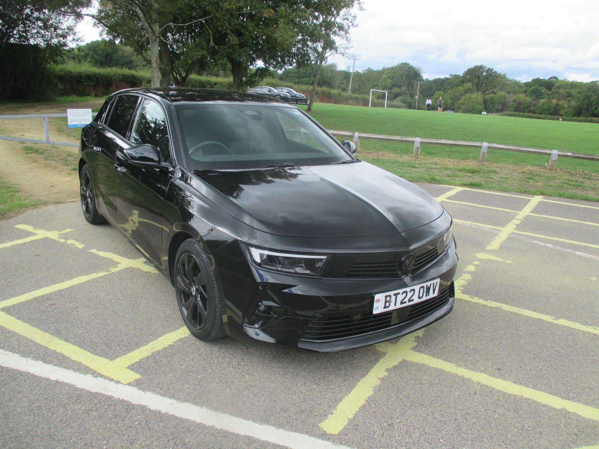 Vauxhall Astra view 3